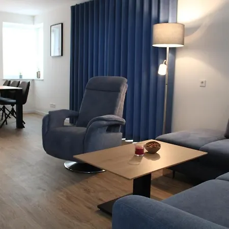 Am Kutterhafen 3 - Pier 3 *